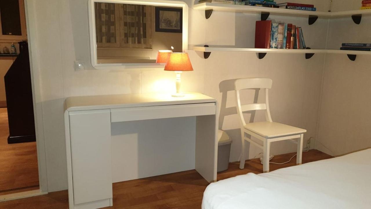 Chalet Buutengeweun, met luxe JACUZZI en TONSAUNA Sint-Annaland Buitenkant foto